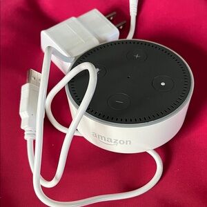 Amazon Echo Dot (2nd Generation) - White model RS03QR